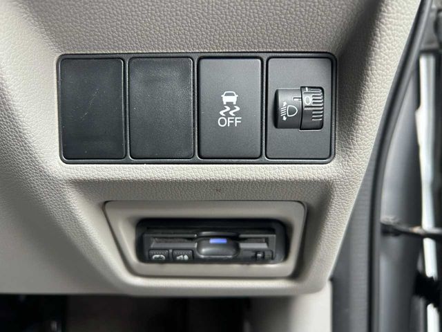 HONDA STEPWAGON 2016 Image 31