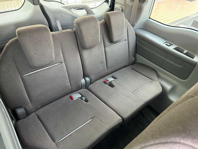 HONDA STEPWAGON 2016 Image 31