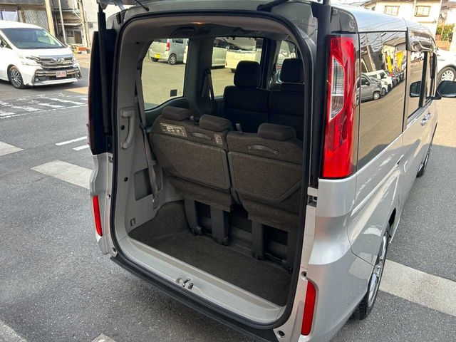 HONDA STEPWAGON 2016 Image 31