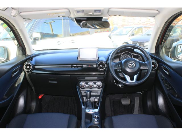 MAZDA DEMIO 2015 Image 31