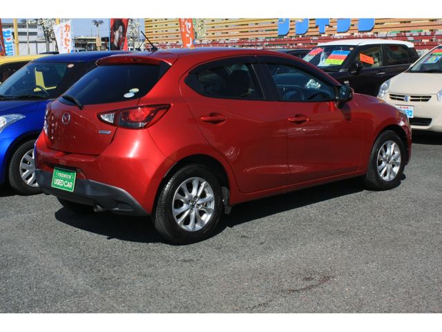 MAZDA DEMIO 2015 Image 31