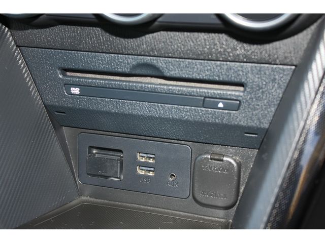 MAZDA DEMIO 2015 Image 31