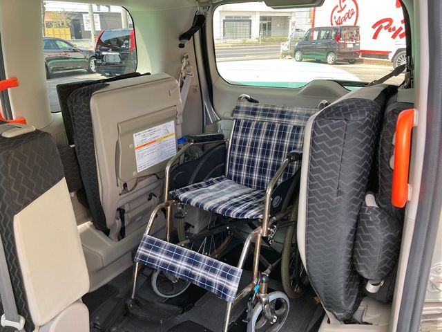 NISSAN SERENA  S-HYBRID 2020 Image 31