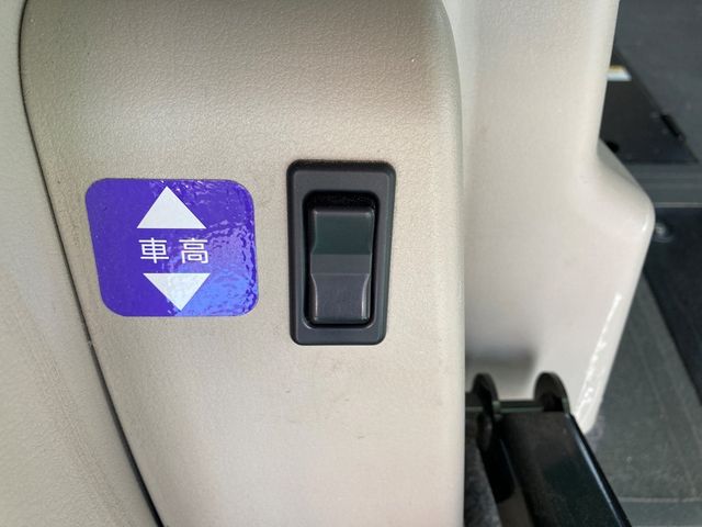 NISSAN SERENA  S-HYBRID 2020 Image 31