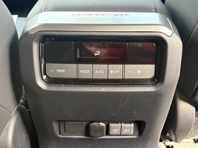 TOYOTA LANDCRUISER 250 2025 Image 31