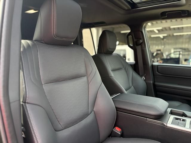 TOYOTA LANDCRUISER 250 2025 Image 31