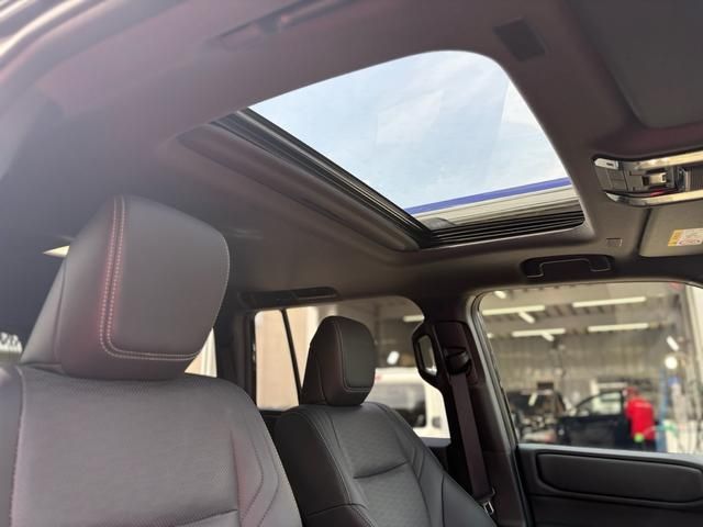 TOYOTA LANDCRUISER 250 2025 Image 31