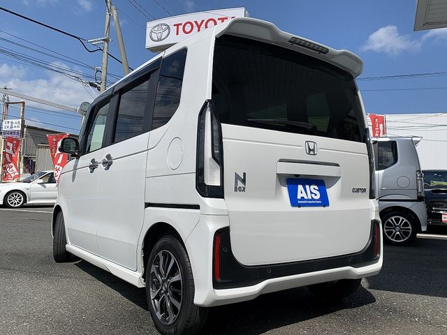 HONDA N BOX CUSTOM 2023 Image 31