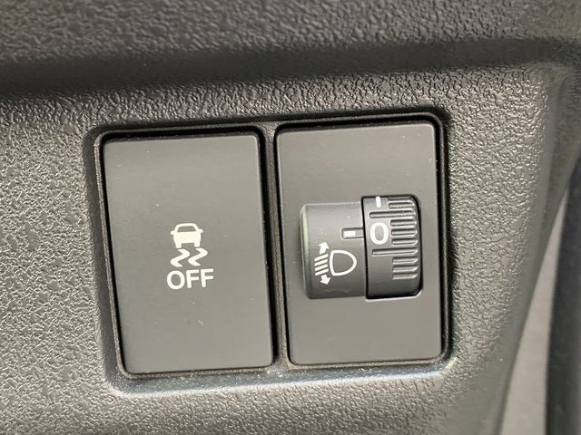 HONDA N BOX CUSTOM 2023 Image 31