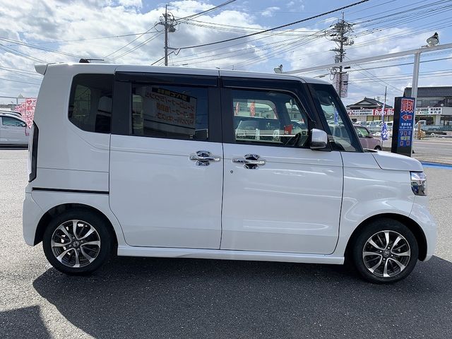 HONDA N BOX CUSTOM 2023 Image 31