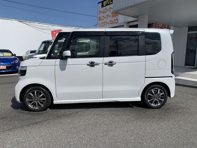 HONDA N BOX CUSTOM 2023 Image 31