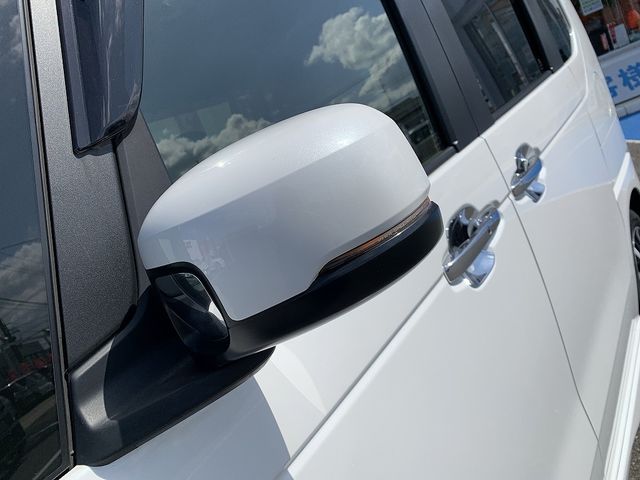 HONDA N BOX CUSTOM 2023 Image 31