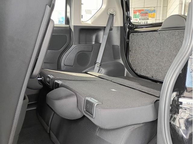 NISSAN ROOX 2023 Image 31