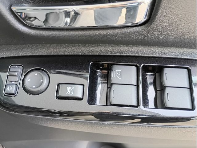 NISSAN ROOX 2023 Image 31