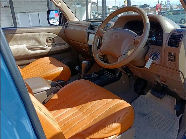 TOYOTA LANDCRUISER PRADO 2000 Image 31