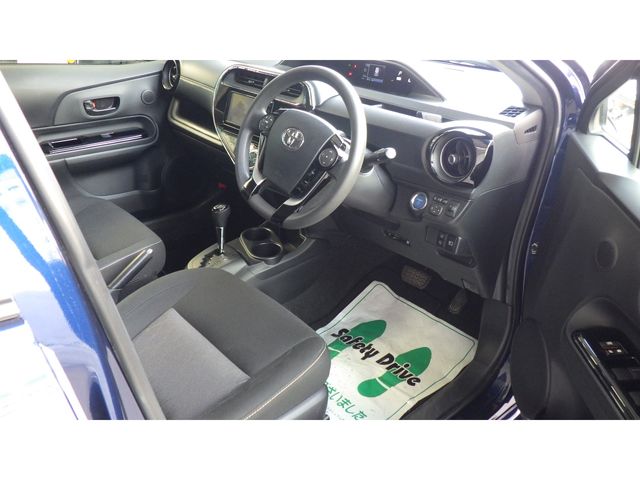 TOYOTA AQUA 2020 Image 31