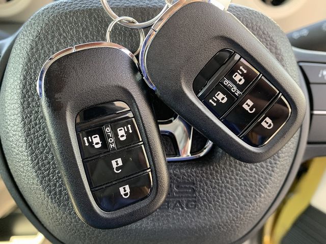 HONDA N BOX 2023 Image 31