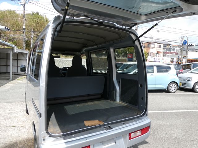 DAIHATSU HIJET CARGO 2014 Image 31