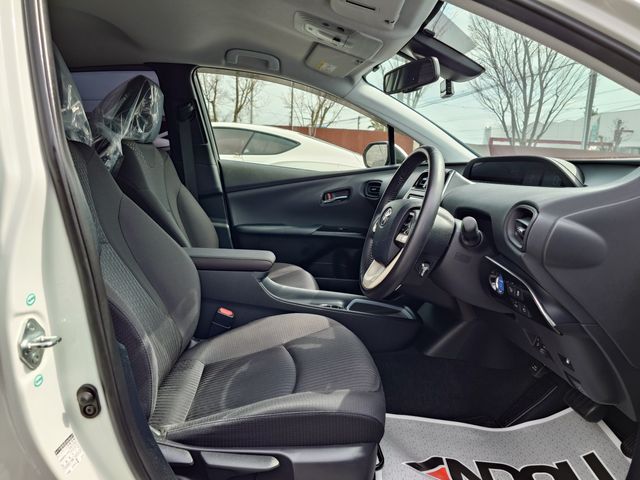 TOYOTA PRIUS 2016 Image 31