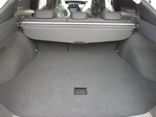 TOYOTA PRIUS 2016 Image 31