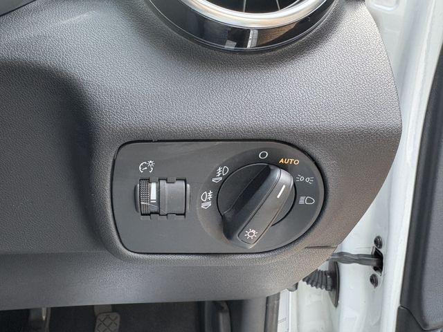 AUDI A1 SPORTBACK 2018 Image 31