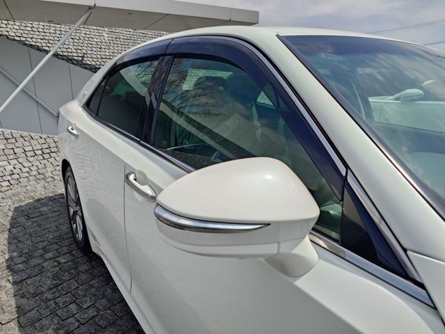 TOYOTA CROWN SEDAN HYBRID 2016 Image 31