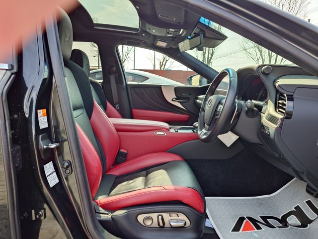 TOYOTA LEXUS LS500H 4WD 2021 Image 31