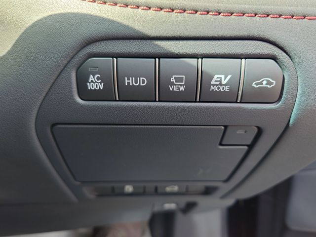 TOYOTA LEXUS LS500H 4WD 2021 Image 31