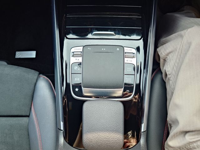 MERCEDES BENZ B CLAS 2019 Image 31