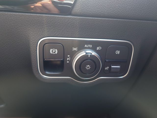 MERCEDES BENZ B CLAS 2019 Image 31