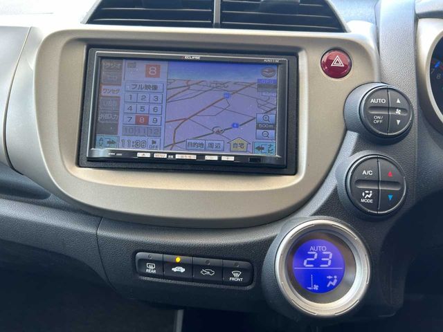 HONDA FIT HYBRID 2012 Image 31