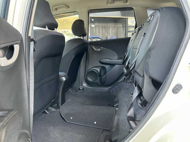 HONDA FIT HYBRID 2012 Image 31