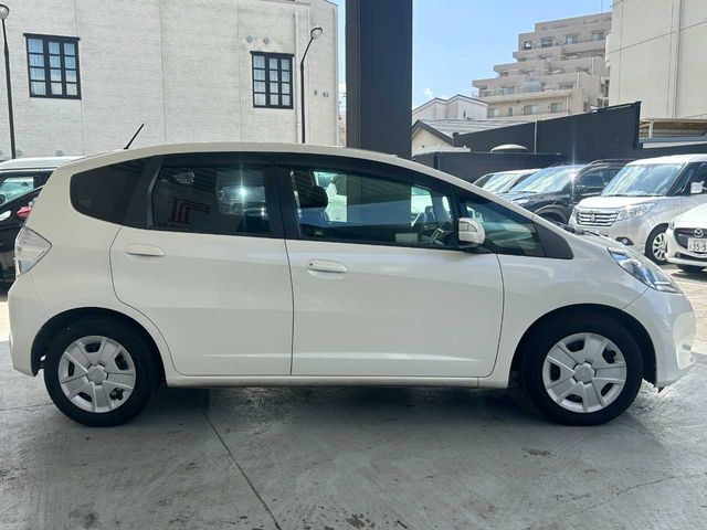 HONDA FIT HYBRID 2012 Image 31