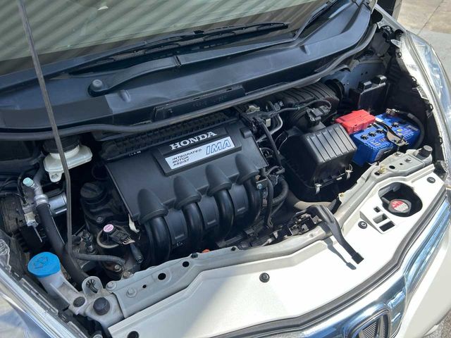 HONDA FIT HYBRID 2012 Image 31