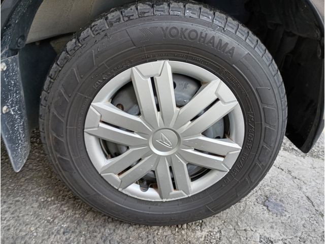 DAIHATSU HIJET DECKVAN 4WD 2012 Image 31