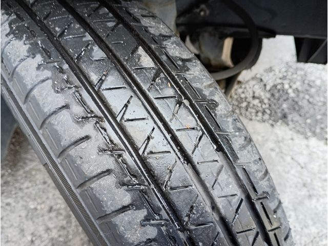 DAIHATSU HIJET DECKVAN 4WD 2012 Image 31