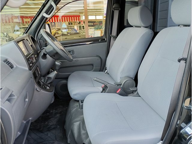 DAIHATSU HIJET DECKVAN 4WD 2012 Image 31