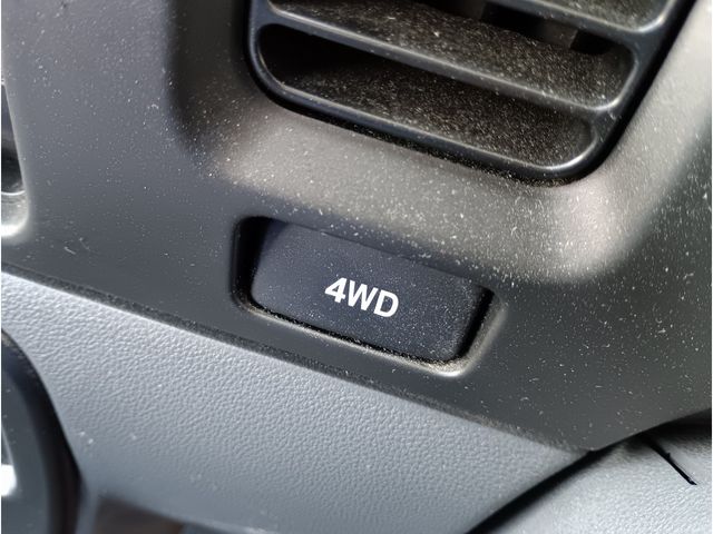 DAIHATSU HIJET DECKVAN 4WD 2012 Image 31