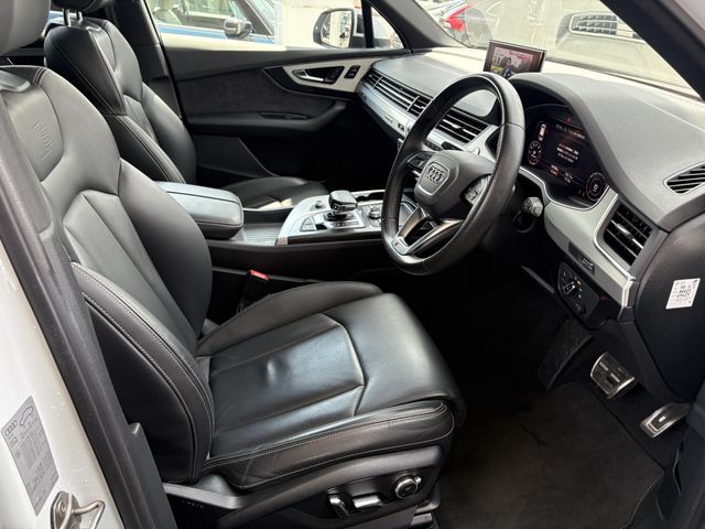 AUDI Q7 2016 Image 31