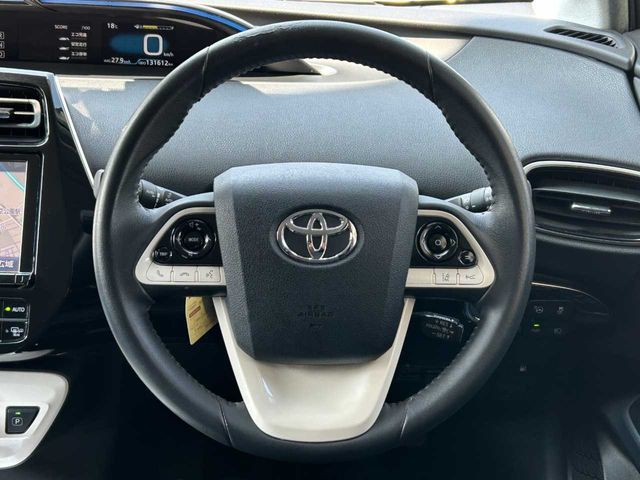 TOYOTA PRIUS 2016 Image 31