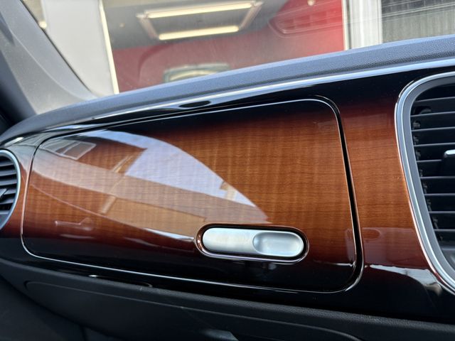 VOLKSWAGEN THE BEETL 2013 Image 31