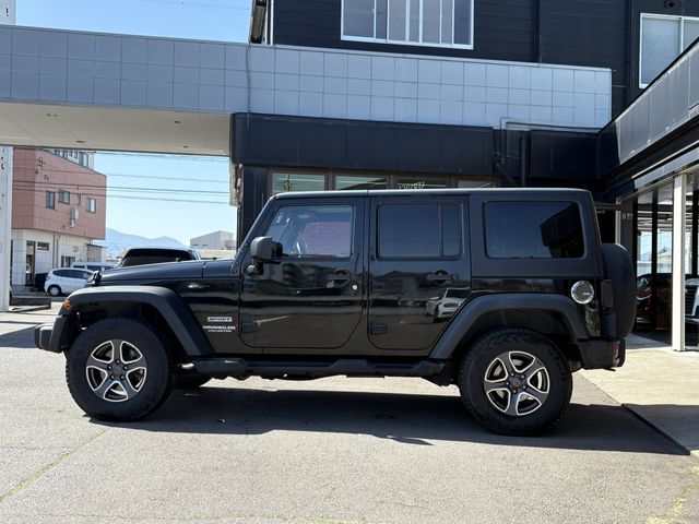 JEEP WRANGLER UNLIMI 2013 Image 31
