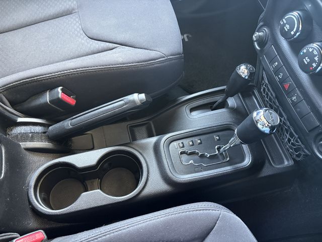 JEEP WRANGLER UNLIMI 2013 Image 31