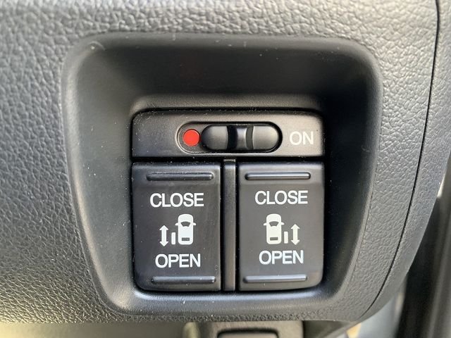 HONDA N BOX CUSTOM 2013 Image 31