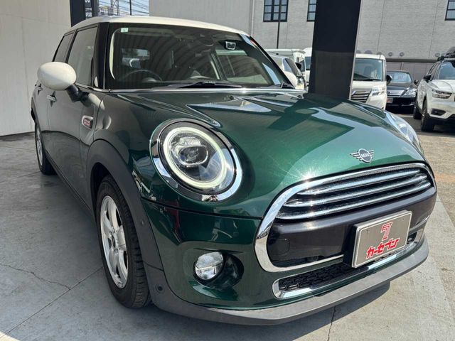 BMW MINI COOPER 2019 Image 31