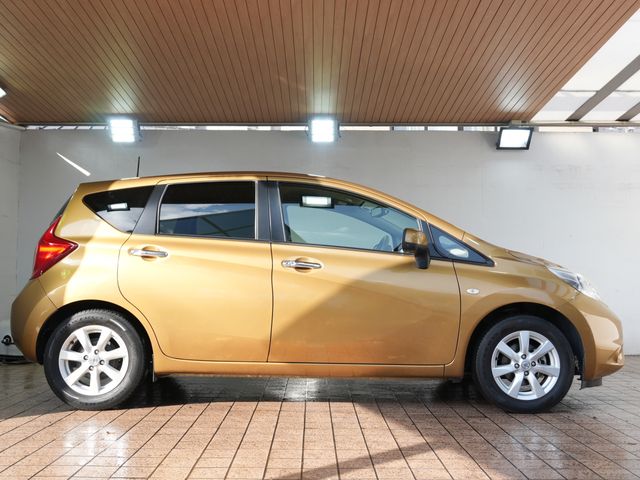 NISSAN NOTE 2012 Image 31