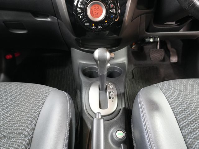 NISSAN NOTE 2012 Image 31