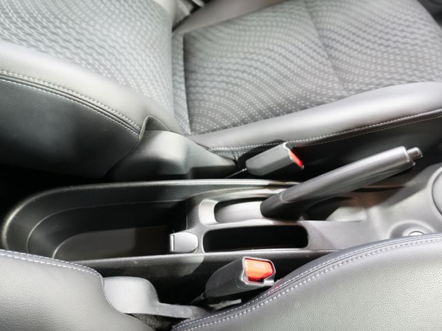 NISSAN NOTE 2012 Image 31