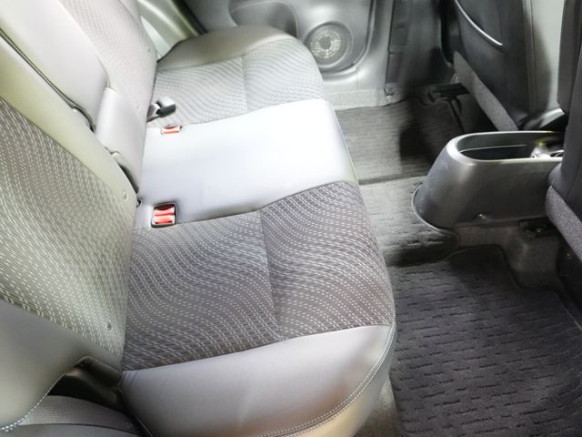 NISSAN NOTE 2012 Image 31