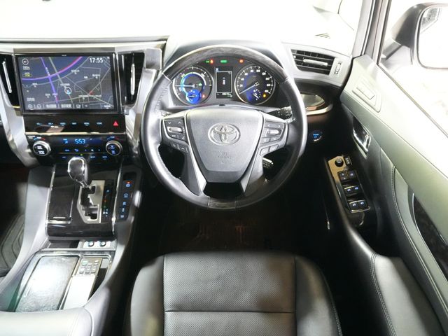 TOYOTA ALPHARD HYBRID 4WD 2019 Image 31